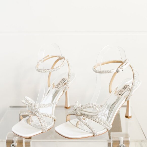 Badgley Mischka Shoes - Badgley Mischka Effie White Satin Heels 8.5 Bow Women's Ankle Strap Sandal